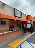 Taqueria Los Carnales outside