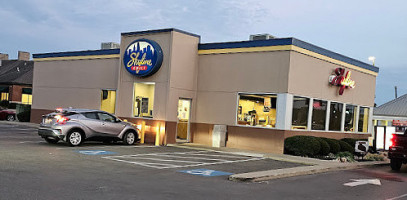 Skyline Chili outside