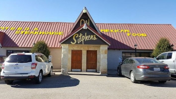 Sutphens Bbq Grill outside