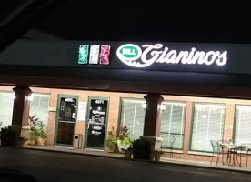 Bill Gianino's Traditional Italian outside