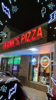 Frank's Pizza outside