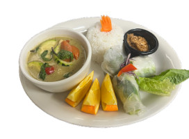 Ukiah Thai Cuisine food