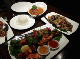 Kacha Thai Bistro food