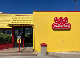 Wienerschnitzel food