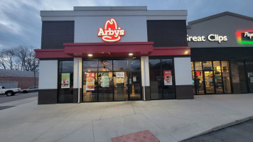 Arby's outside