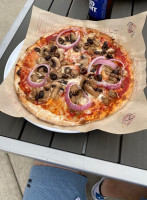 Mod Pizza food