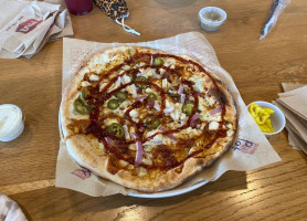 Mod Pizza food