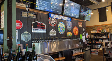 Rainier Growlers food