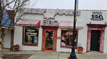 Smokin Po Boys Bbq In W outside