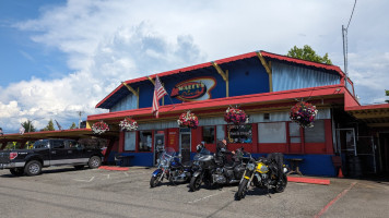 Wally's Drive-in food