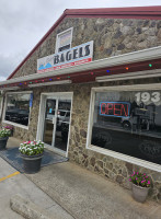 Blue Ridge Bagels outside