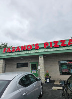 Fasano's Pizza outside