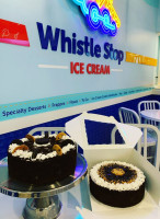 Whistle Stop Ice Cream Shop food