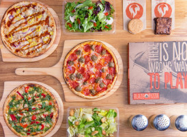 Blaze Pizza food