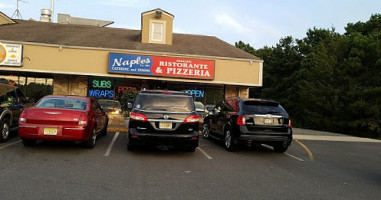 Naples Pizza Phone Number, Reservations, Reviews outside