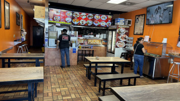 Tacos El Parque inside