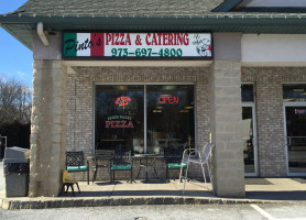 Pintos Pizza Catering inside