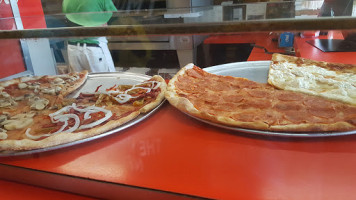 Delio's Pizza Hero Shop food