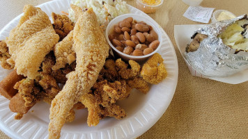 Catfish King food