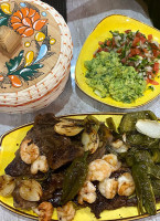 Banquetes Doña Cheli food