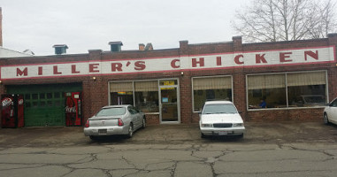 Miller's Chicken outside