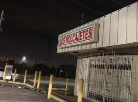 Los Molcajetes El Unico outside