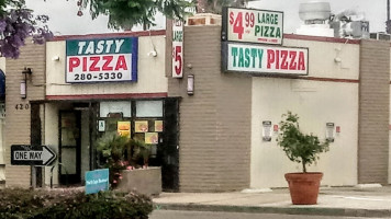 Tasty Pizza food