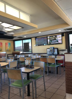 Del Taco inside