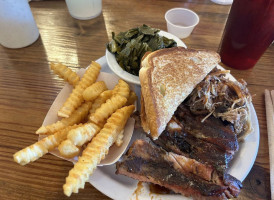 M&w Smokehouse Barbecue food