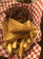 M&w Smokehouse Barbecue inside