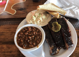 M&w Smokehouse Barbecue food