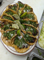 Mariachi's Tacos In Des Pla food