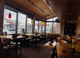 Applebee's Orem inside