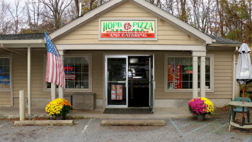 Hope Pizzeria And Catering Hope, Nj outside