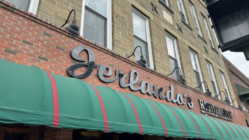 Jerlando's Pizza Co. outside