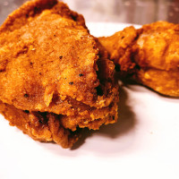 Royal Fried Chicken food