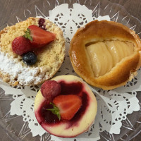 Genoise Cafe And Bakery food