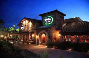 Skipolini's Pizza inside