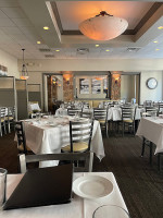 Dressler's Birkdale Village food