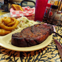 Strawberry's Bbq food