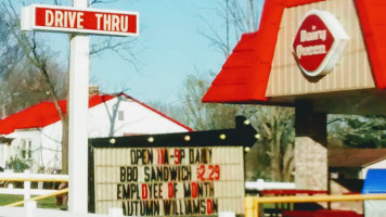 Dairy Queen (treat) outside