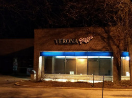 Verona Pizza food