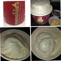 Menchie's Frozen Yogurt food