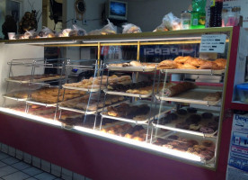 Tastys Donuts food