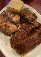 Smok'n Bones Bbq food