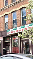 New York Pizzeria outside