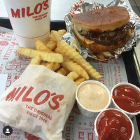 Milo's Hamburgers food