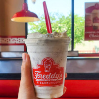 Freddy's Frozen Custard Steakburgers food