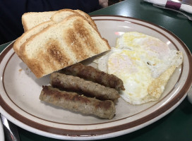 Wentworth's Country Diner food