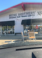 Heine Brothers Coffee Chenoweth Lane outside